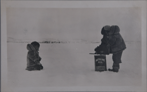 Image: Baffin Inuit with MacMillan's Graflex camera