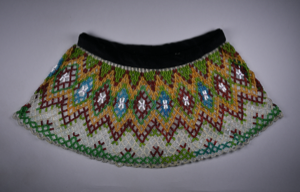 Image: Child's collar of netted beadwork