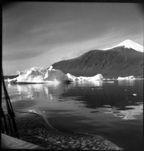 Image of Iceberg, mountain, Umanak Fjord