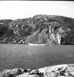 Image of Bowdoin Bay rockscape