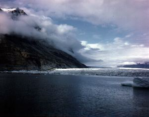Image of Glacier front.