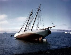 Image: The Bowdoin beached, with bent propeller