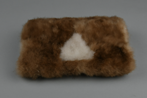 Image: Child's birdskin muff (feathers)