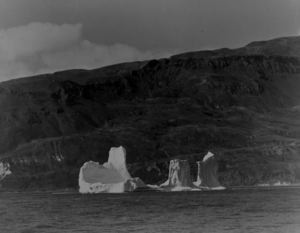 Image of Iceberg near Disco