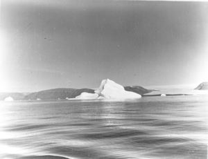 Image of Iceberg and Bill  Powers Glacier