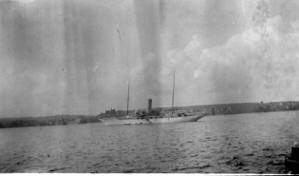 Image of Unidentified Ship