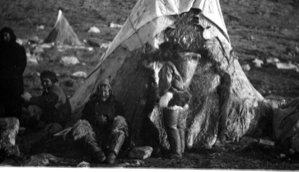 Image of Eskimos [Inuit] by a tupik