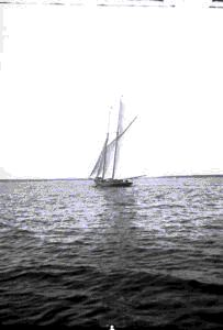 Image: Boat sailing with full rigging