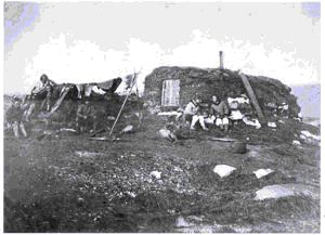 Image of Esquimaux Igloe, or Winter Hut Made of Turf and Stones