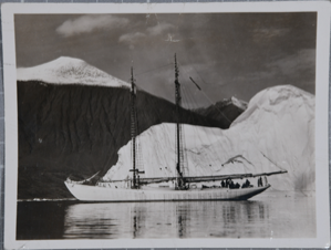 Image: The Schooner Bowdoin in front of iceberg