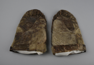 Image: pair of small seal skin mitts