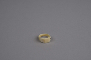 Image of Ivory ring - circular carved