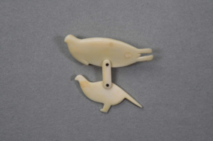 Image: Ivory pin with connected seal and ptarmigan