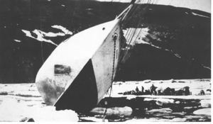 Image of Schooner Bowdoin aground