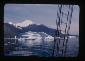 Image: Icebergs and ice cap seen through rigging