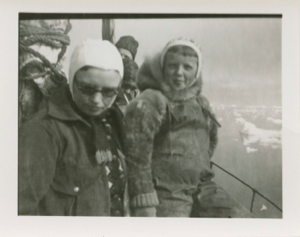 Image: Mother and child on schooner Bowdoin [Elsa Knudsen and one of her daughters]