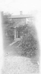 Image: Wood cottage entrance