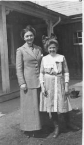 Image: Young woman and Laura Look
