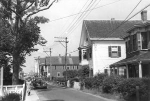 Image: Street with MacMillan home