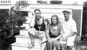 Image: Count Felix von Luchner, Miriam and Donald MacMillan
