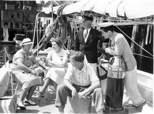 Image of Mrs. Lowell Thomas, Miriam and Donald MacMillan, Lowell Thomas and, seated fron