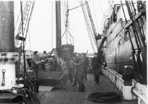 Image: Activities on deck. Hoisting bucket