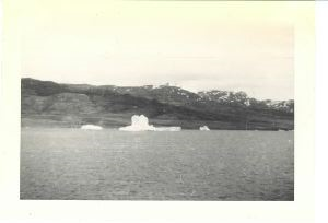 Image: Small iceberg
