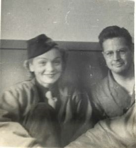 Image of Marlene Dietrich and a serviceman