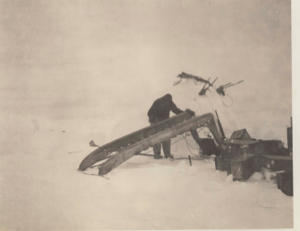 Image: Ak-pood-a-shah-o icing runners at Eskimo Point [Repairing a sledge]