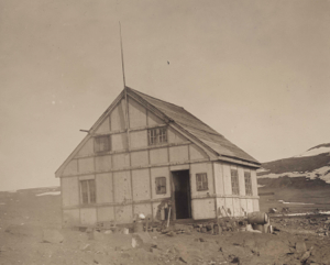 Image: Hendrik Olsen's house. Headquarters Crocker Land Expedition sub-station