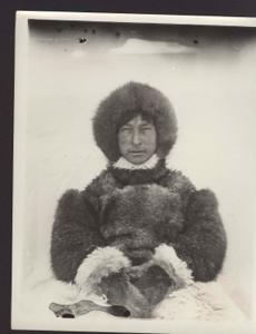 Image: E-ging-wa [Inuit man in furs.  Portrait]