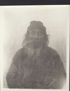 Image of Panikpah [Inuit man wearing cloth cap. Portrait]