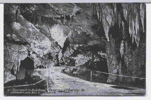 Image of Approach to Ball Room, Caverns of Luray