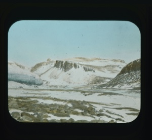 Image: Glacier and bank