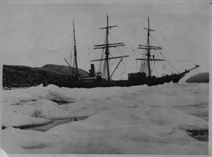Image: Captain Jackson's ship HARMONY, the smallest craft that regularly cruises the Arctic seas, in ice jam