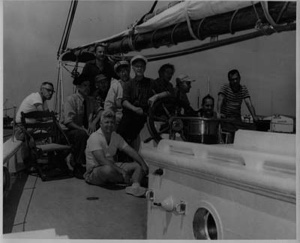 Image: The crew that sailed the BOWDOIN to Mystic, by wheel