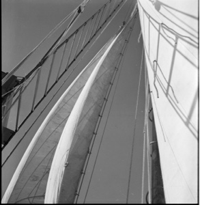 Image of Sail pattern and rigging