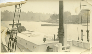 Image of Schooner BOWDOIN in Harbor