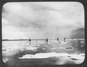 Image: Fishing schooners going down north thru the ice [Fishing boats and ice]