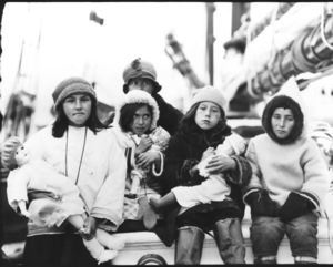 Image: Eskimo [Inuit] children with dolls