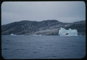 Image: Iceberg with hole
