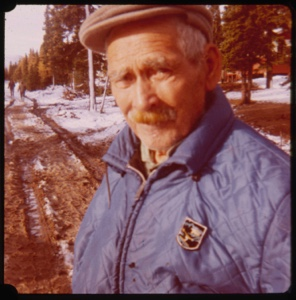 Image: Older Eskimo [Inuk] man