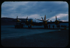 Image: Airplanes at Thule air base