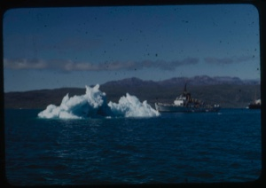 Image: Iceberg, ships beyond