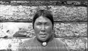 Image of Native woman wearing brooch
