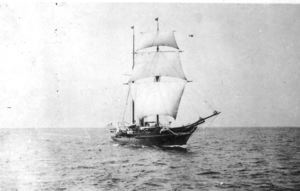 Image: Vessel under partial sail